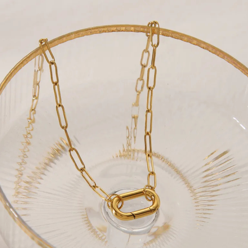 Oval Carabiner Clip Necklace in Gold