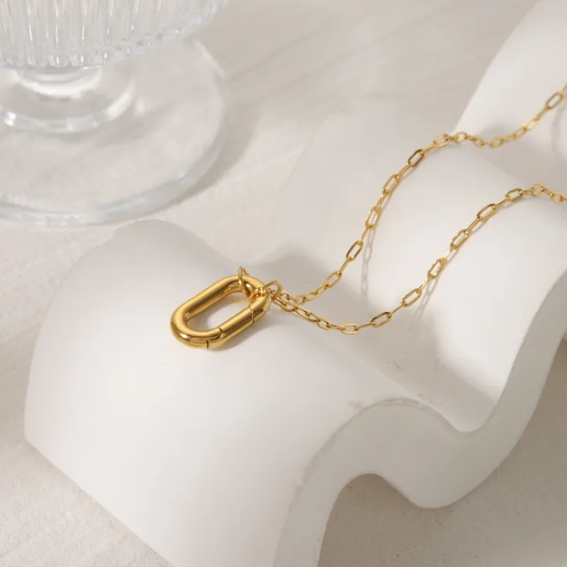 Oval Carabiner Clip Necklace in Gold