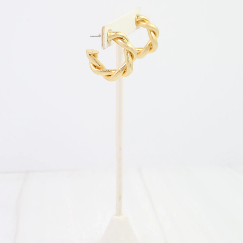 Maggie Twisted Hoop Earrings in Gold