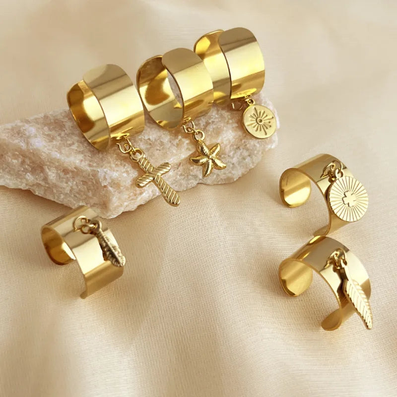 Adjustable Charm Barrel Ring in Gold Cross