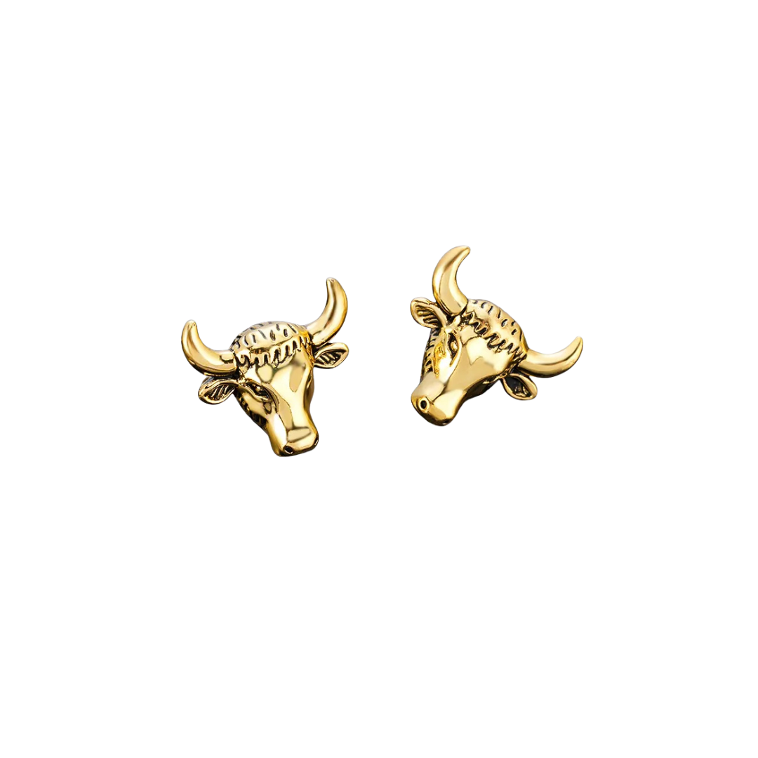 Bull Stud Earrings in Gold