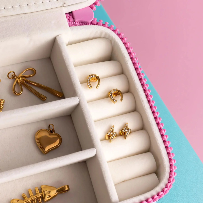 Stud Horseshoe Earrings in Gold