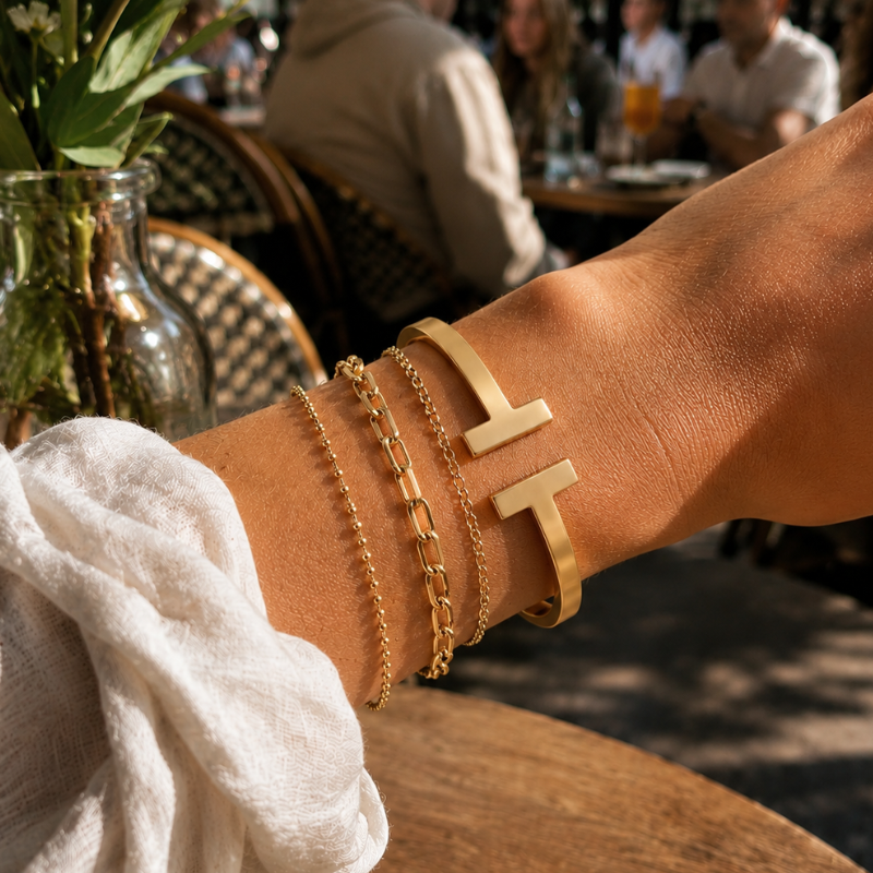 T-Shaped Hinged Bracelet in Gold