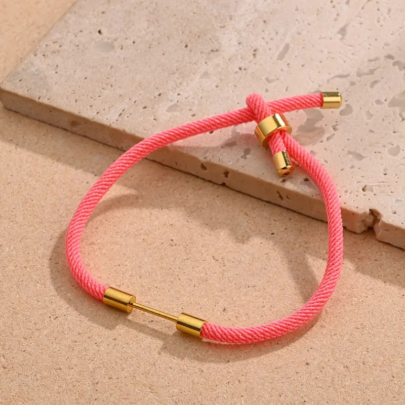 Charm Bar Wrist Lace in Pink